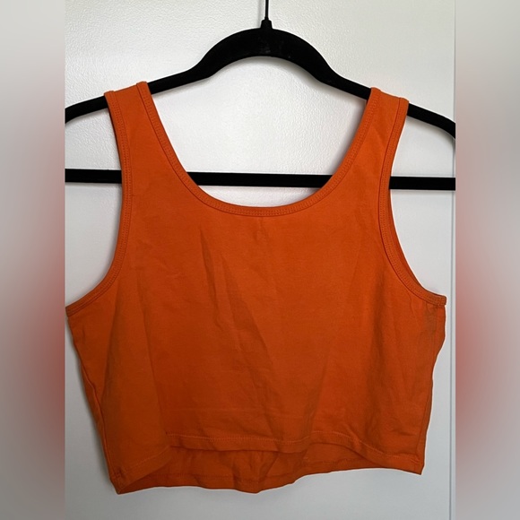 Wild Fable Cropped Tank - Picture 2 of 4